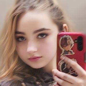 Meet your Posher, Olivia